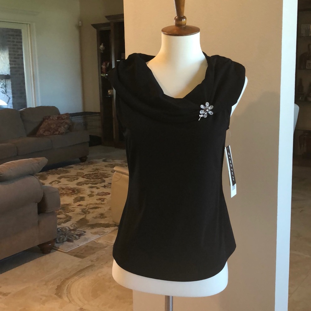 Ladies I.N. Studio Petite Black Sleeveless Top P/M